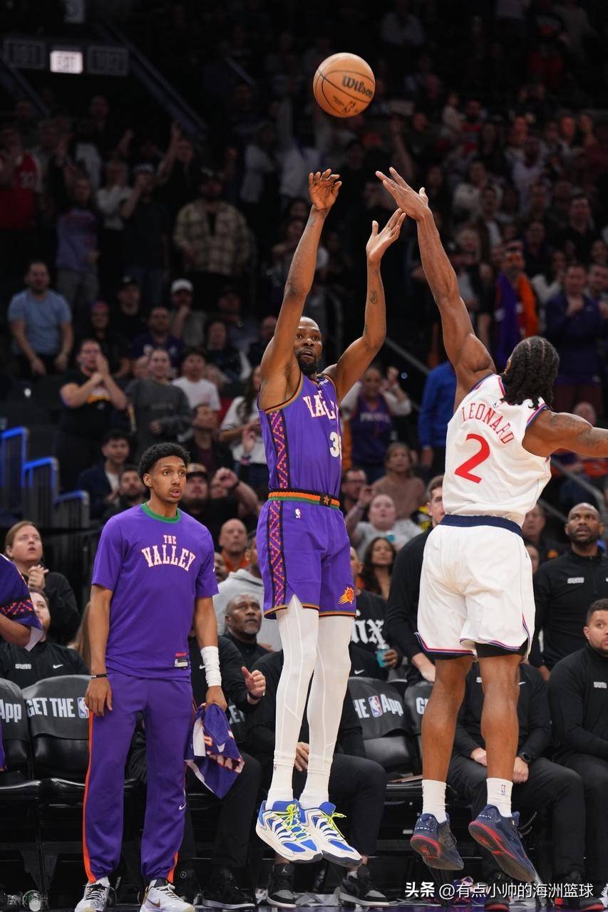 Jiuyou-杜兰特在曼联比赛中精彩发挥，挺进下一轮引发热议！的简单介绍