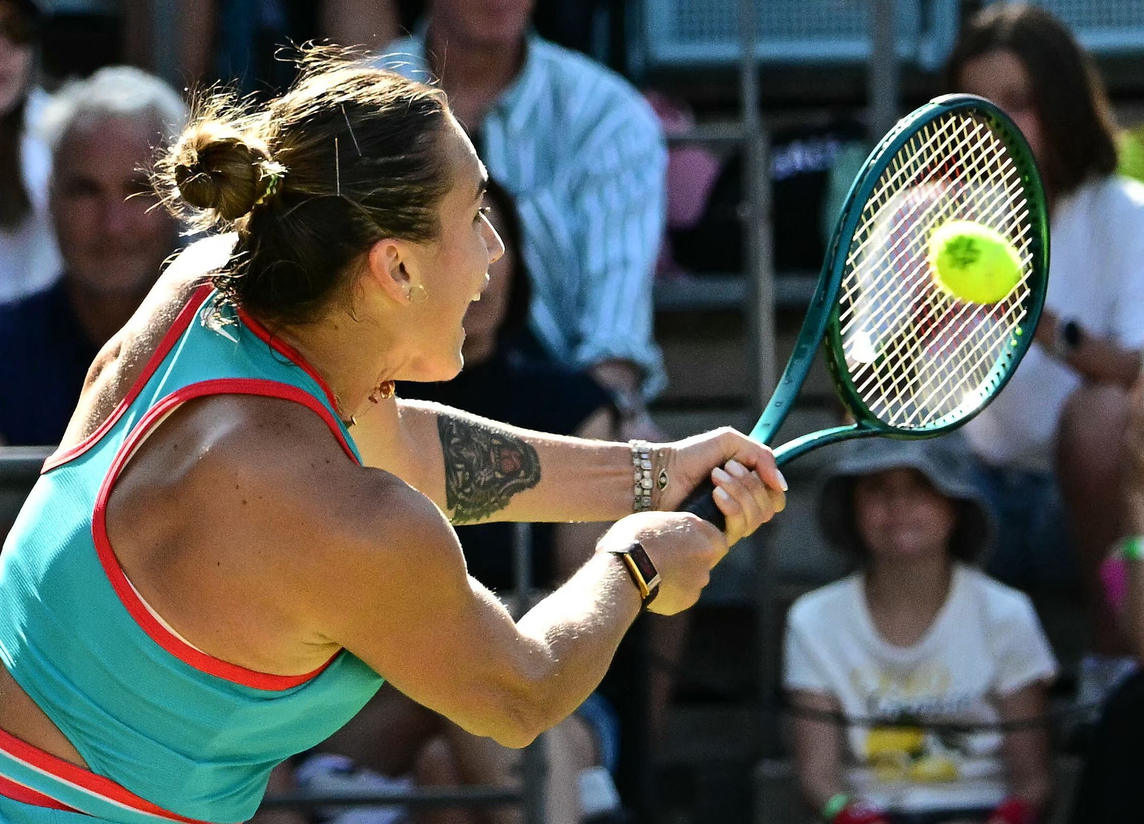 九游娱乐-莎拉波娃爆冷击败巴塞罗那，赛事规则更新引爆全场！的简单介绍